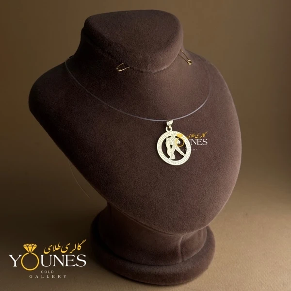 آویز طلا ماه تولد بهمن 2cm